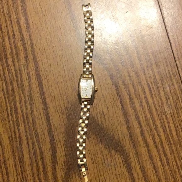 Watch - Picture 2 of 5